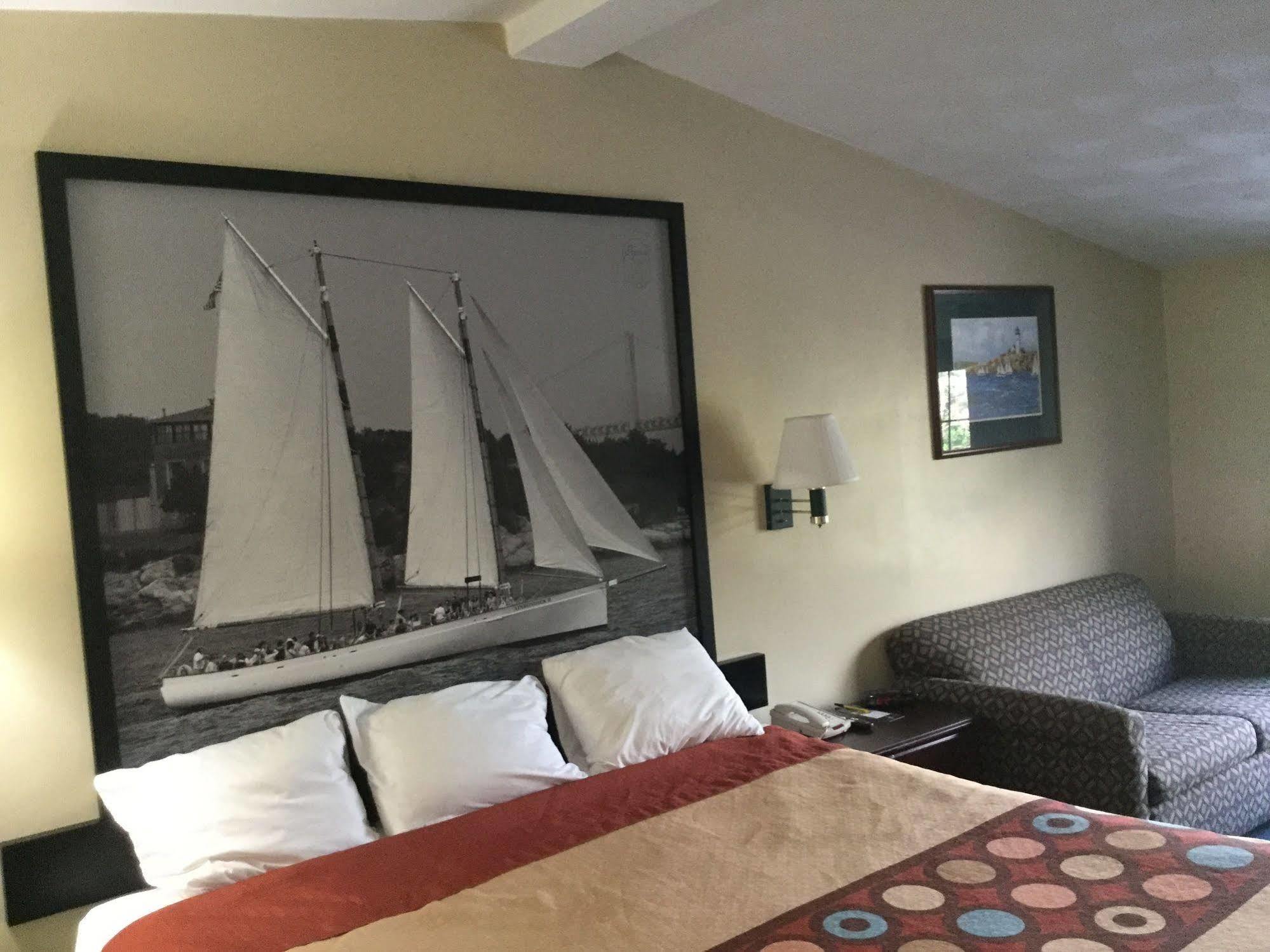 Super 8 By Wyndham West Greenwich/Providence Εξωτερικό φωτογραφία
