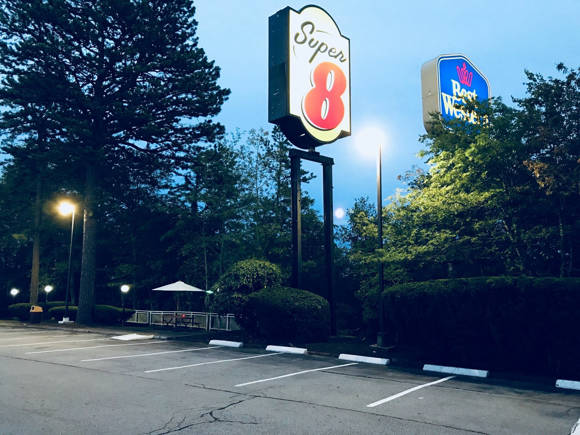 Super 8 By Wyndham West Greenwich/Providence Εξωτερικό φωτογραφία